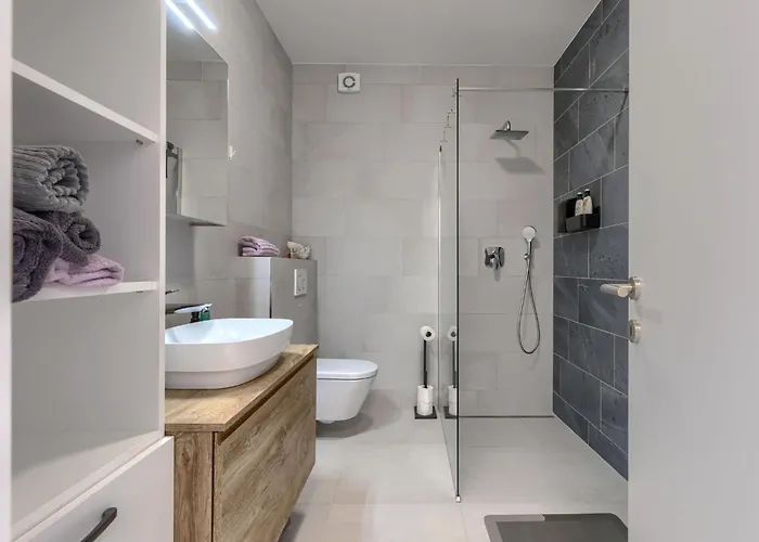 Vesna By Interhome פולה