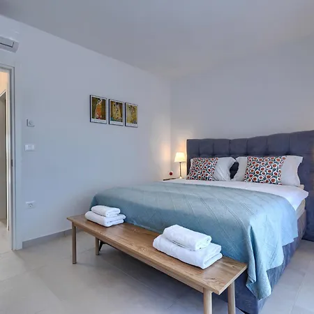 Vesna By Interhome *