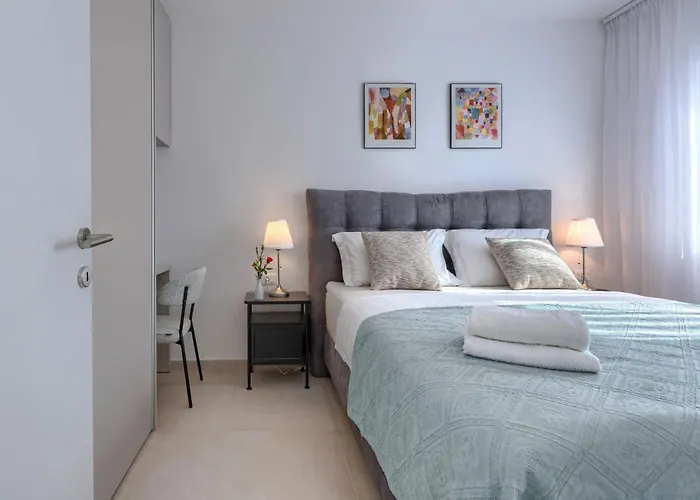 Vesna By Interhome Pula