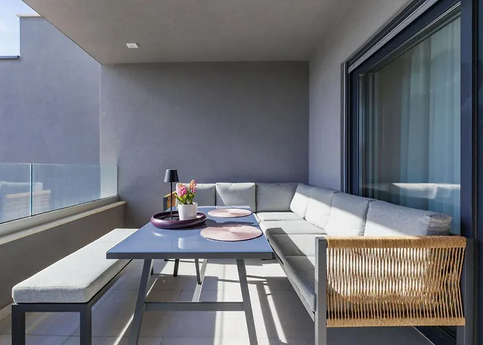 Vesna By Interhome Pula