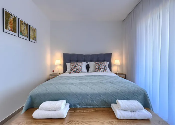 Appartement Vesna By Interhome